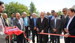 با حضور وزیر علوم تحقیقات و فناوری بخش تحقیق و توسعه شرکت آوان بهمن شیمی افتتاح شد 